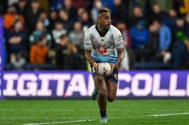 Fiji 'den Sitiveni Moceidreke, 15 Ekim 202' de Headingley Stadyumu 'nda oynanan 2021 Dünya Rugby Ligi karşılaşmasında bir çıkış yaptı.