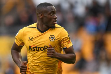 Wolverhampton Wanderers maçında Toti Gomes # 24 Premier League maçında Wolverhampton Wanderers Nottingham Forest 'a karşı Molineux, Wolverhampton, Birleşik Krallık, 15 Ekim 202