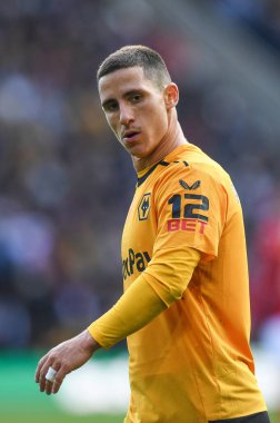 Wolverhampton Wanderers 'ın Premier League maçı sırasında Daniel Podence # 10 Molineux, Wolverhampton, Birleşik Krallık' ta Wolverhampton Wanderers - Nottingham Forest maçı, 15 Ekim 202
