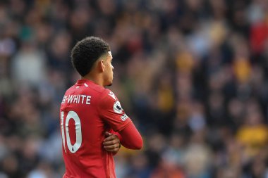 Nottingham Ormanı 'ndan Morgan Gibbs-White # 10 Premier League maçı sırasında Wolverhampton Wanderers Nottingham Ormanı' na karşı Molineux, Wolverhampton, İngiltere, 15 Ekim 202