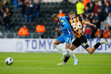 Birmingham City 'den Juninho Bacuna # 7 ve Hull City' den Will Jarvis # 36 Sky Bet Şampiyonası maçında Hull City, Birmingham City 'ye karşı MKM Stadyumu, Hull, Birleşik Krallık, 16 Ekim 202