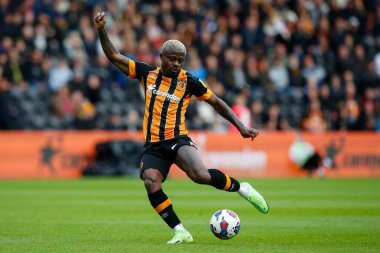 Hull City 'den Jean Michal Seri # 24 Sky Bet Şampiyonası maçında Hull City, Birmingham City' ye karşı MKM Stadyumu, Hull, Birleşik Krallık, 16 Ekim 2022