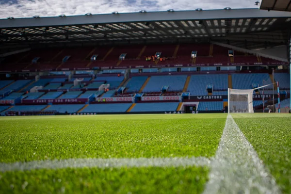 Premier Lig karşılaşmasında genel görüş Aston Villa Chelsea 'ye karşı Villa Park, Birmingham, İngiltere, 16 Ekim 202