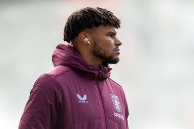 Aston Villa 'dan Tyrone Mings # 5 Premier League maçında Aston Villa Chelsea' ye karşı Villa Park, Birmingham, İngiltere, 16 Ekim 202