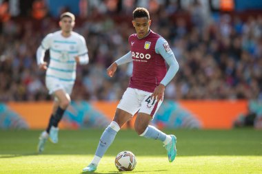 Aston Villa 'dan Jacob Ramsey # 41 Premier Lig karşılaşmasında Aston Villa Chelsea' ye karşı Villa Park, Birmingham, İngiltere, 16 Ekim 202