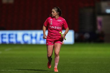 Rugby Ligi Dünya Kupası 2021 'de, Eco-Power Stadyumu, Doncaster, Birleşik Krallık' ta oynanan Fransa-Yunanistan maçında hakem Kasey Badger 'a dokun.