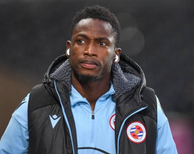 Reading 'den Baba Rahman # 12. Swansea.com stadyumuna 18 Ekim 202' de Swansea.com Stadyumu, Swansea.com 'da oynanan Swansea City vs Reading maçında geldi.