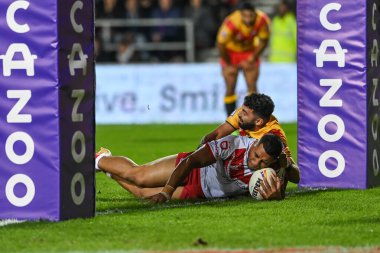 Tonga 'dan Moeaki Fotuaika Rugby Ligi Dünya Kupası 2021 maçında Tonga-Papua Yeni Gine maçında 18 Ekim 202' de St Helens, İngiltere 'de Wicked Stadyumu' nda gol attı.