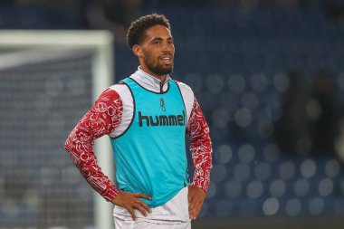 Bristol City 'den Zak Vyner, maç öncesi ısınma maçı öncesinde West Bromwich Albion, Bristol City' ye karşı The Hawthorns, West Bromwich, Birleşik Krallık 'ta 18 Ekim 202' de oynanacak.