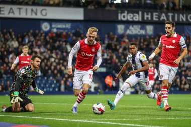 Bristol City 17. Mark Sykes, 18 Ekim 202 'de İngiltere' nin başkenti The Hawthorns 'ta oynanan West Bromwich Albion-Bristol maçında maç yapıyor.