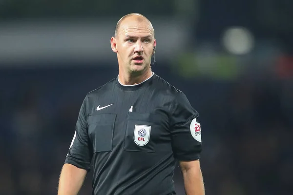 Sędzia Robert Madley Podczas Meczu Sky Bet Championship West Bromwich — Zdjęcie stockowe