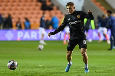 Maç öncesi ısınma maçı öncesinde Hull City 'den Greg Docherty # 8. Blackpool - Hull City maçı, Bloomfield Road, Blackpool, İngiltere, 19 Ekim 202