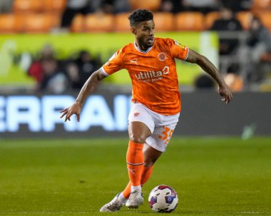 Blackpool 'dan Liam Bridcutt # 35 Sky Bet Şampiyonası' nda Blackpool - Hull City maçı, Bloomfield Road, Blackpool, İngiltere, 19 Ekim 202