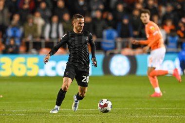 Hull City 'den Dimitris Pelkas # 20 numara, 19 Ekim 202' de Bloomfield Road, Blackpool 'da oynanan Blackpool-Hull City maçında maç sırasında hareket halindeydi.
