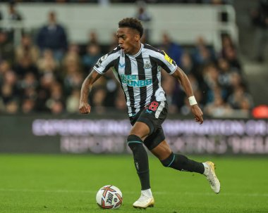Newcastle United takımından Joe Willock 19 Ekim 202 'de St. James' s Park, Newcastle 'da oynanan Premier League maçında Everton' a karşı mücadele etti.