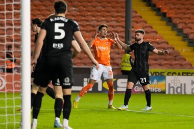 Blackpool 'dan Theo Corbeanu 19 Ekim 202' de Bloomfield Road, Blackpool 'da oynanan Blackpool-Hull City maçında son bir şansı kaçırdıktan sonra tepki gösterdi.