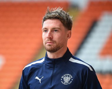 Blackpool 'dan James Husband # 3, 19 Ekim 202' de Bloomfield Road, Blackpool 'da Blackpool-Hull City maçının öncesinde geldi.