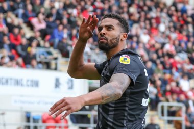Hull City 'den Cyrus Christie, 22 Ekim 202' de New York, Rotherham, İngiltere 'deki Rotherham United' a karşı Hull City 'de oynanan Sky Bet Şampiyonası maçında 1-2' lik galibiyetini kutluyor.