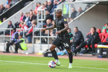 Hull City 'den Jean Michal Seri # 24 Gök İddia Şampiyonası maçında Rotherham United, Hull City' ye karşı New York Stadyumu, Rotherham, Birleşik Krallık, 22 Ekim 2022
