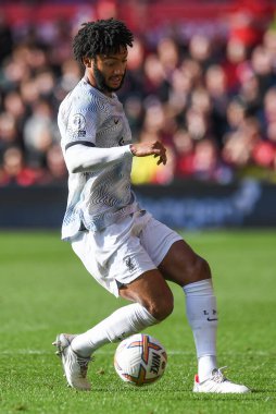 Liverpool 'dan Joe Gomez # 2 Premier Lig maçı sırasında Nottingham Forest, Liverpool' a karşı City Ground, Nottingham, İngiltere 'de 22 Ekim 202
