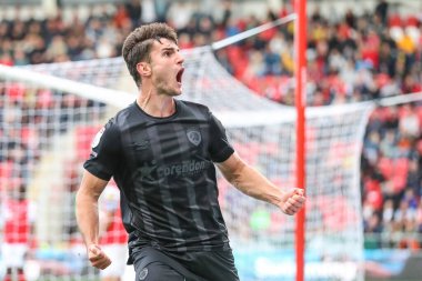Hull City 'den Ryan Longman 22 Ekim 202' de New York Stadyumu, Rotherham, İngiltere 'de oynanan ve Rotherham United ile Hull City arasındaki Sky Bet Şampiyonası' nda 1-3 'lük galibiyetini kutluyor.