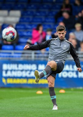 Plymouth Argyle orta saha oyuncusu Joe Edwards (8), 22 Ekim 202 'de İngiltere' nin Bristol Stadyumu 'nda Bristol Rovers - Plymouth Argyle maçını başlatıyor.
