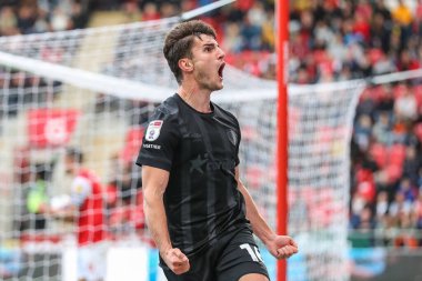 Hull City 'den Ryan Longman 22 Ekim 202' de New York Stadyumu, Rotherham, İngiltere 'de oynanan ve Rotherham United ile Hull City arasındaki Sky Bet Şampiyonası' nda 1-3 'lük galibiyetini kutluyor.