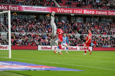 Middlesbrough 'dan Zack Steffen 22 Ekim 202' de Middlesbrough, Middlesbrough 'daki Middlesbrough-Huddersfield Town maçında topu yakaladı.