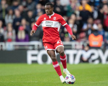 Middlesbrough 'dan Marc Bola 27 numara Middlesbrough' a karşı Middlesbrough-Huddersfield Town maçı sırasında top üzerinde, Riverside Stadyumu, Middlesbrough, İngiltere, 22 Ekim 202