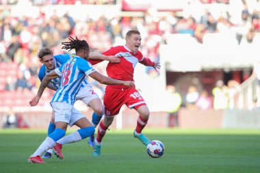 Middlesbrough 'dan Duncan Watmore # 18 numara Lee Nicholls # 21 Huddersfield Town Sky Bet Şampiyonası maçında Middlesbrough - Huddersfield Town - Riverside Stadyumu, Middlesbrough, Birleşik Krallık, 22 Ekim 202
