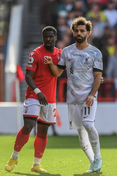 Mohamed Salah Liverpool Serge Aurier Nottingham Forest Κατά Διάρκεια Του — Φωτογραφία Αρχείου