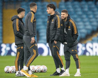 Mateusz Klich # 43 Leeds United ve takım arkadaşları Premier Lig ön eleme maçında Leeds United Fulham 'a karşı Elland Road, Leeds, İngiltere, 23 Ekim 202