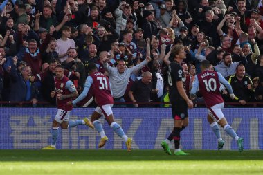 Aston Villa 'dan Danny Ings 23 Ekim 202' de Birmingham, İngiltere 'deki Villa Park' ta oynanan Premier Lig karşılaşmasında 2-0 kazanma hedefini kutluyor.