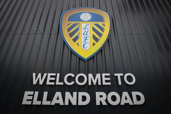 Elland Road 경기장 Elland Road 환영하는 표지판 프리미어 Leeds United — 스톡 사진