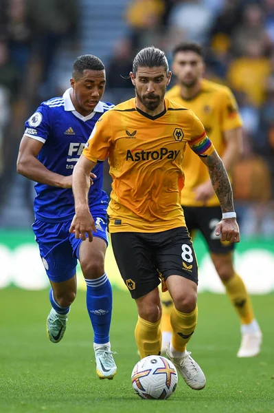 Rubn Neves Wolverhampton Wanderers Being Tracked Youri Tielemans Leicester City — Stock Photo, Image