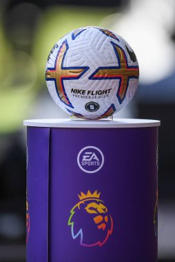 Premier Lig maçında Nike Flight Premier Lig Maç Topu Wolverhampton Wanderers, Molineux, Wolverhampton 'da Leicester City' e karşı, 23 Ekim 202