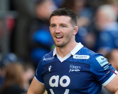 Satış Köpekbalıkları Ligi maçından sonra 7 numaralı Tom Curry, AJ Bell Stadyumu, Eccles, Birleşik Krallık 'ta Satış Köpekbalıkları ve Harlequins maçından sonra, 23 Ekim 202