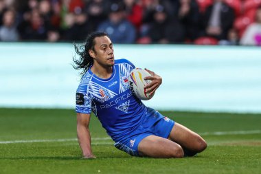 Samoalı Jarome Luai, 23 Ekim 202 'de İngiltere' nin Doncaster kentindeki Eco-Power Stadyumu 'nda oynanan Rugby Ligi Dünya Kupası 2021 Dünya Kupası A Grubu maçında şansını deneyecek.