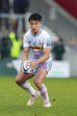Marcus Smith # 10. Harlequins Gallagher Premiership maçı sırasında AJ Bell Stadyumu, Eccles, Birleşik Krallık 'ta Satış Köpekbalıkları vs.