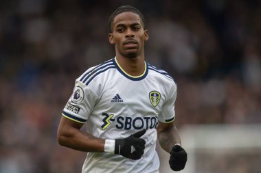 Crysencio Summerville # 10 of Leeds United Premier League maçı sırasında Leeds United Fulham 'a karşı Elland Road, Leeds, İngiltere, 23 Ekim 202