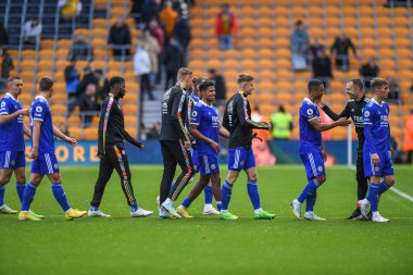 Leicester City Premier Lig karşılaşmasında Wolverhampton Wanderers 'ın Leicester City' e karşı 23 Ekim 202 'de Molineux, Wolverhampton' da kazandığı 0-4 'lük galibiyet sonrasında sahadan ayrıldı.