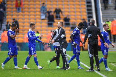 Leicester City Premier Lig karşılaşmasında Wolverhampton Wanderers 'ın Leicester City' e karşı 23 Ekim 202 'de Molineux, Wolverhampton' da kazandığı 0-4 'lük galibiyet sonrasında sahadan ayrıldı.
