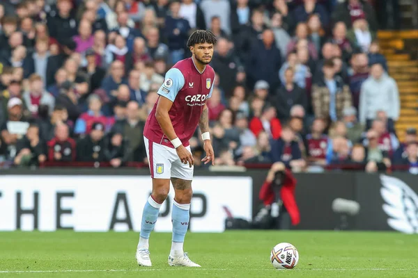 Tyrone Mings # 5 of Aston Villa Premier League maçı sırasında Villa Park, Birmingham, Birleşik Krallık 'ta Aston Villa vs Brentford maçına çıktı.
