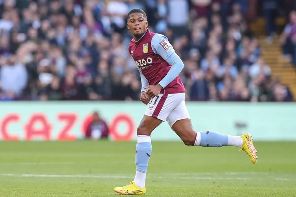 Aston Villa 'dan Leon Bailey # 31 Premier Lig karşılaşmasında Aston Villa, Brentford' a karşı Villa Park, Birmingham, Birleşik Krallık, 23 Ekim 202