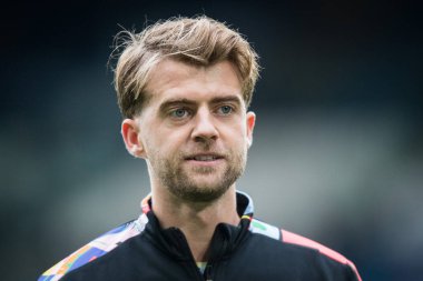 Leeds United 'dan Patrick Bamford # 9 Premier Lig karşılaşması öncesi ısınma öncesinde Leeds United Fulham' a karşı Elland Road, Leeds, İngiltere, 23 Ekim 202