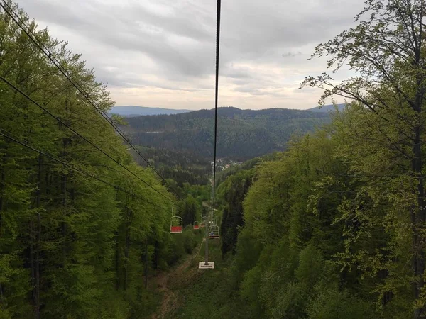 Photo Carpathian Mountains Spring 2022 Cable Car — Stock Photo, Image