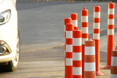 Sokakta Esnek Trafik Yolu Bollard