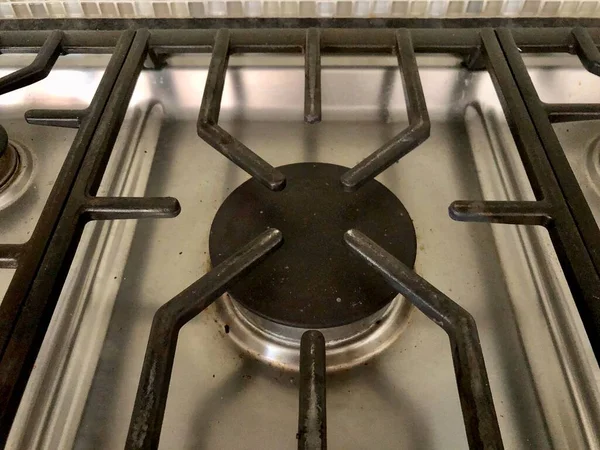 Ev yapımı gaz ocağının kapağı. 