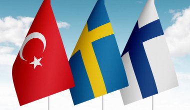 Ankara Türkiye - 24 Mayıs 2022. Türkiye, İsveç ve Finlandiya bayrakları.
