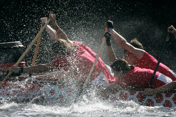 People Racing Dragon Boat Royalty Free Stock Photos